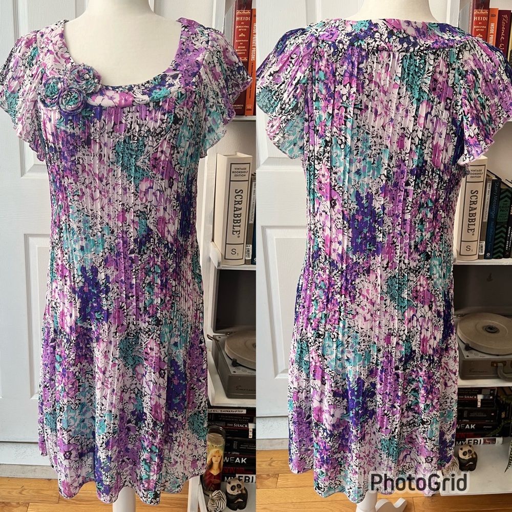 Vintage Floral Pleated Dress
